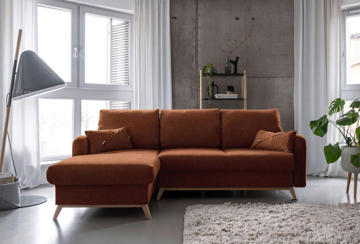 Sedačka LUCILE S, levá, cihlová, úl.prostor a lůžko - terracotta/přírodní barvy, dřevo/textil (157/235cm) - MID.YOU