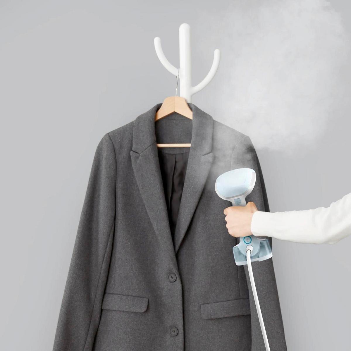 Dampfbürste Pastellblau, Weiß, 1300W - Pastellblau/Weiß, Basics, Kunststoff (12,7/10,5/22cm) - Tefal