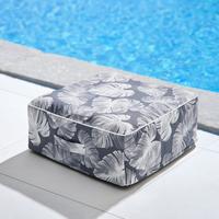 SEDACÍ VENKOVNÍ PODUŠKA CASSY - šedá, Moderní, textil (60/23/60cm) - Bessagi Garden