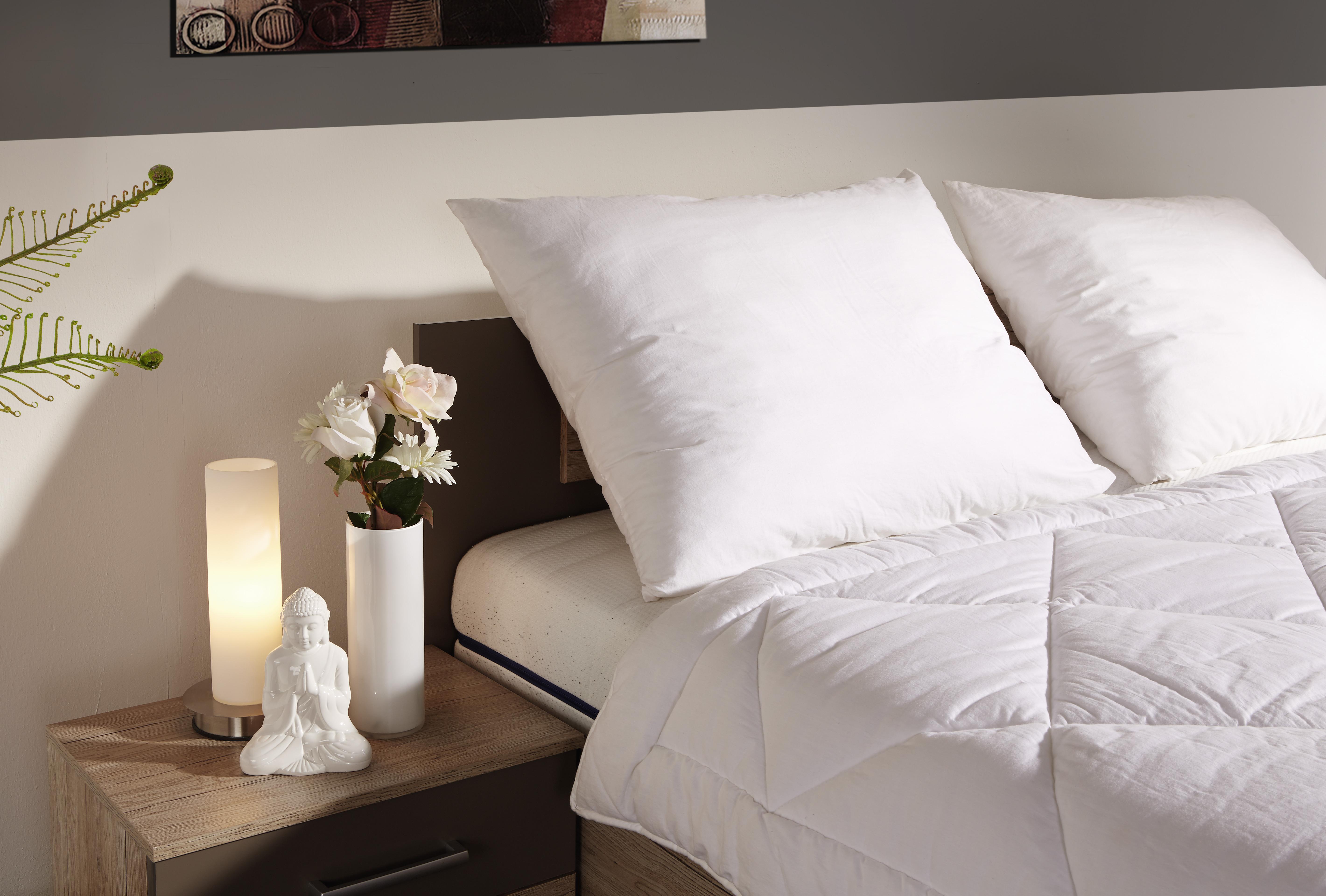 Polster White 70x90 cm Füllung: Polyester - Weiß, KONVENTIONELL, Textil (70/90cm) - Primatex