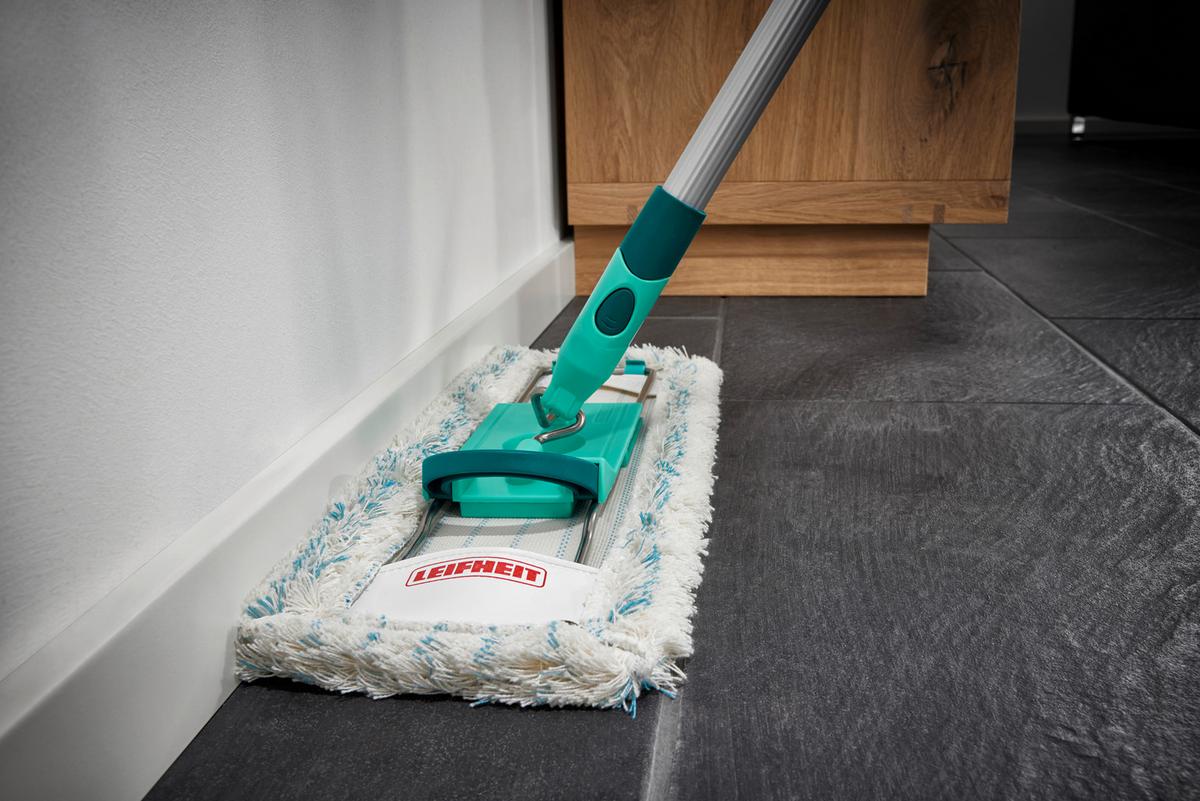 Bodenwischer Profi Alu mit Ergonomischen Griff - Türkis/Grau, Basics, Kunststoff/Textil (16/42/177cm) - Leifheit
