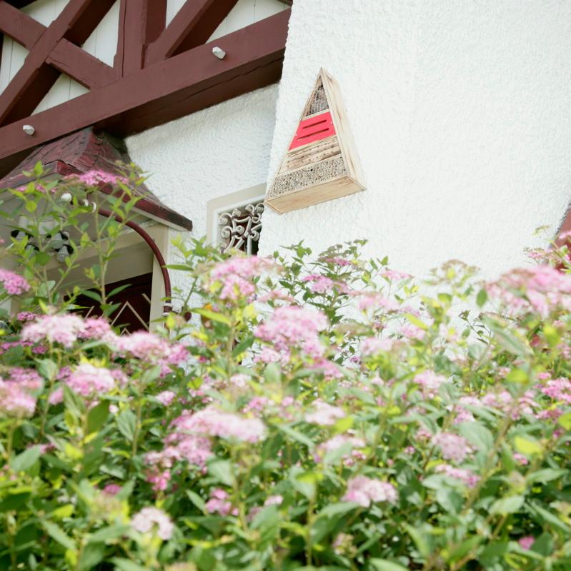 Insektenhotel aus Holz