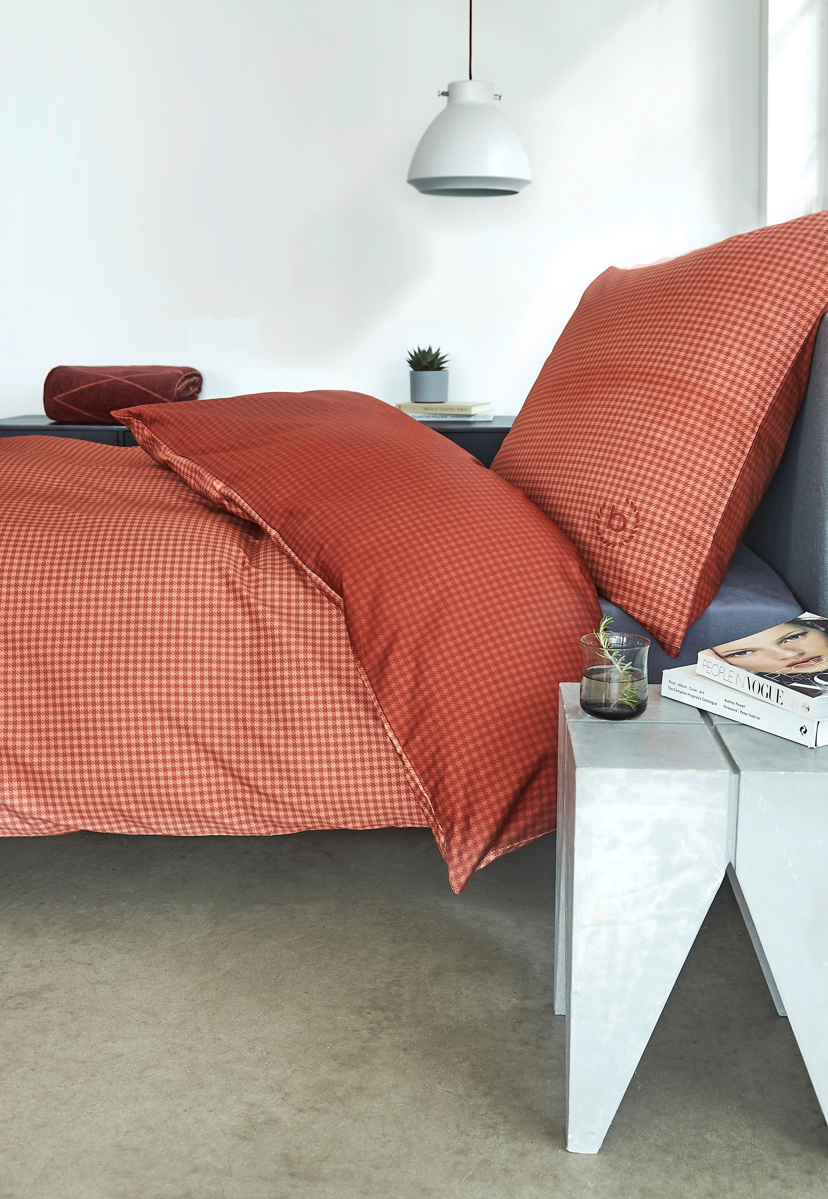 Satin Bettwäsche 140x200 Cm Bugatti Rot Kariert - Bordeaux/Rot, KONVENTIONELL, Textil (140/200cm) - Bugatti
