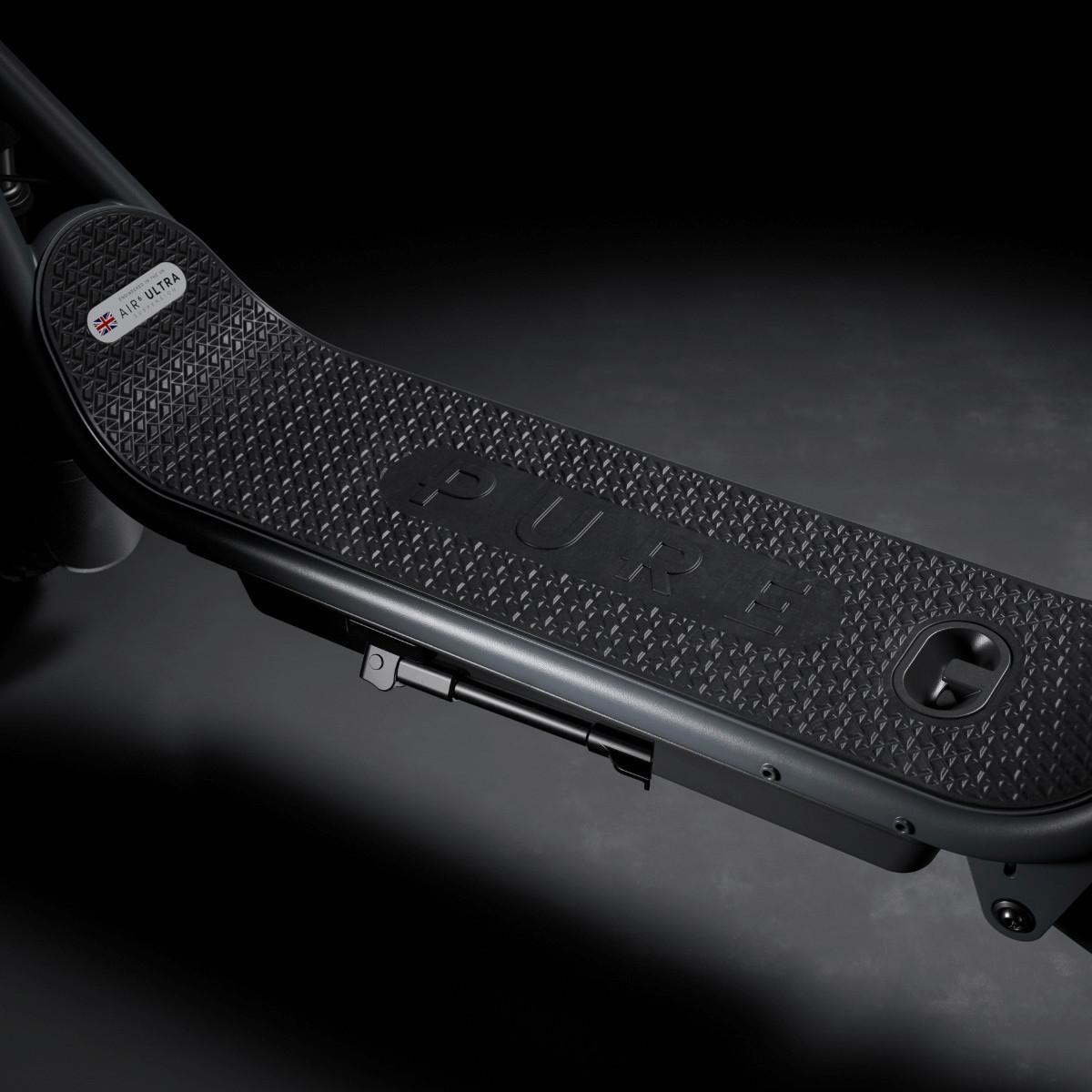 Elektroscooter CS-PURE-AIR6-US -MG, StVo. Konform - Schwarz, Basics, Metall (69/120/123cm)
