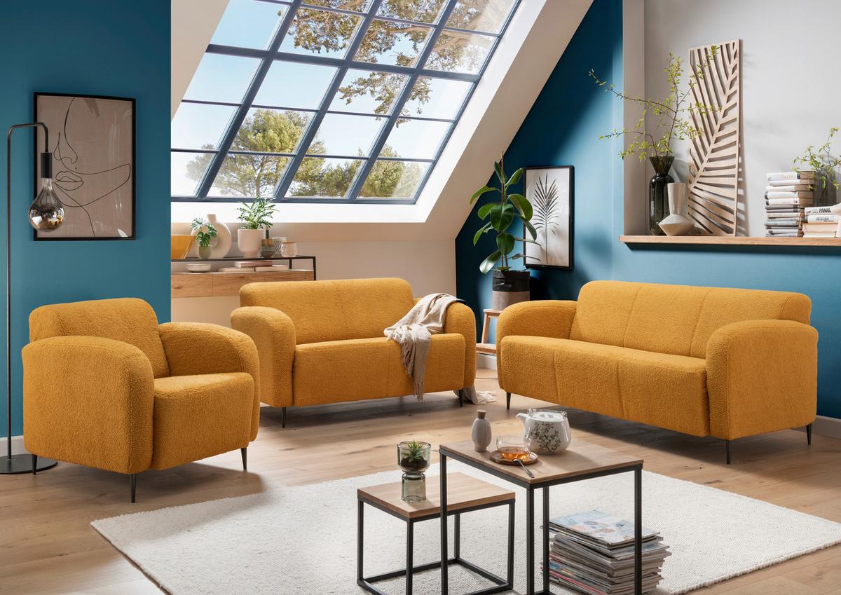 Sessel, Zweisitzer- und Dreisitzersofa im Retrodesign mit Plüschbezug in Gelb