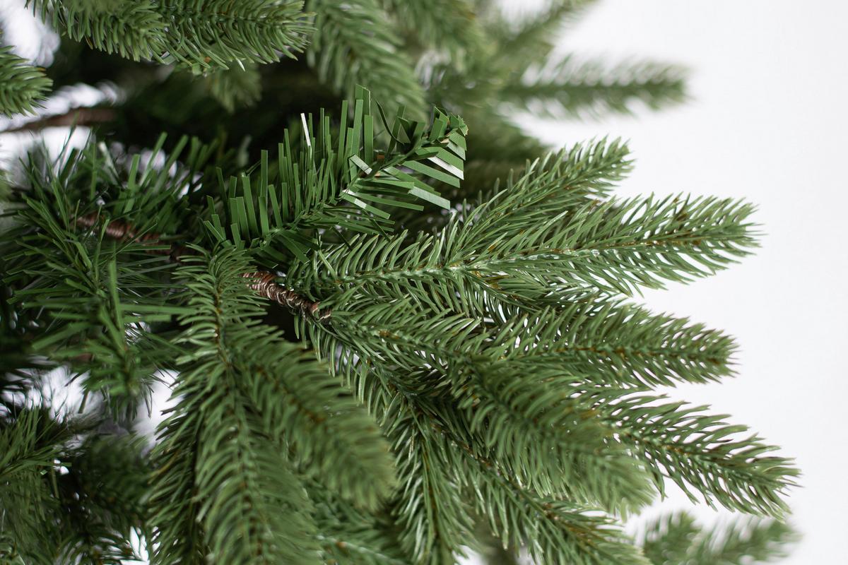 Weihnachtsbaum Roswell - Grün, Basics, Kunststoff/Metall (122/210/122cm)