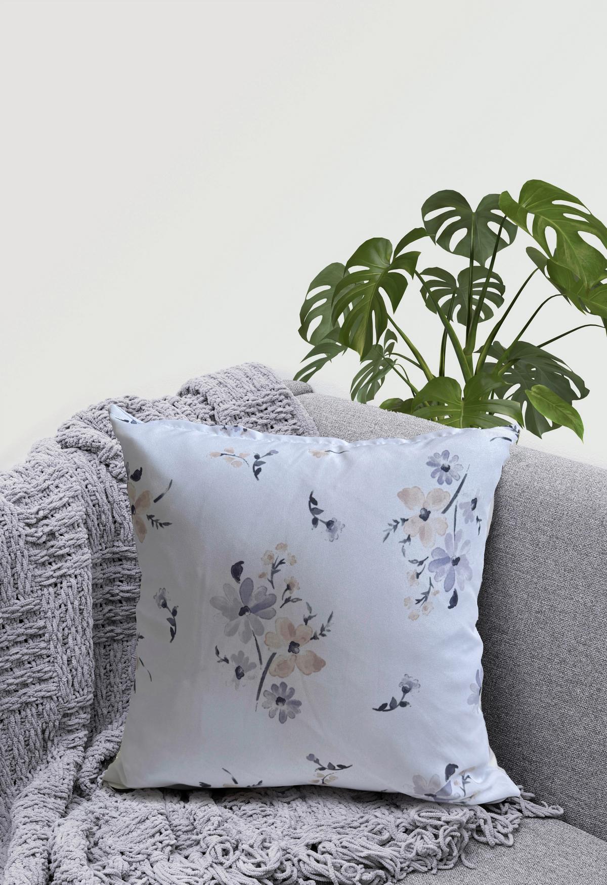 Zierkissen Amelie - Weiß, ROMANTIK / LANDHAUS, Textil (45/45cm) - James Wood