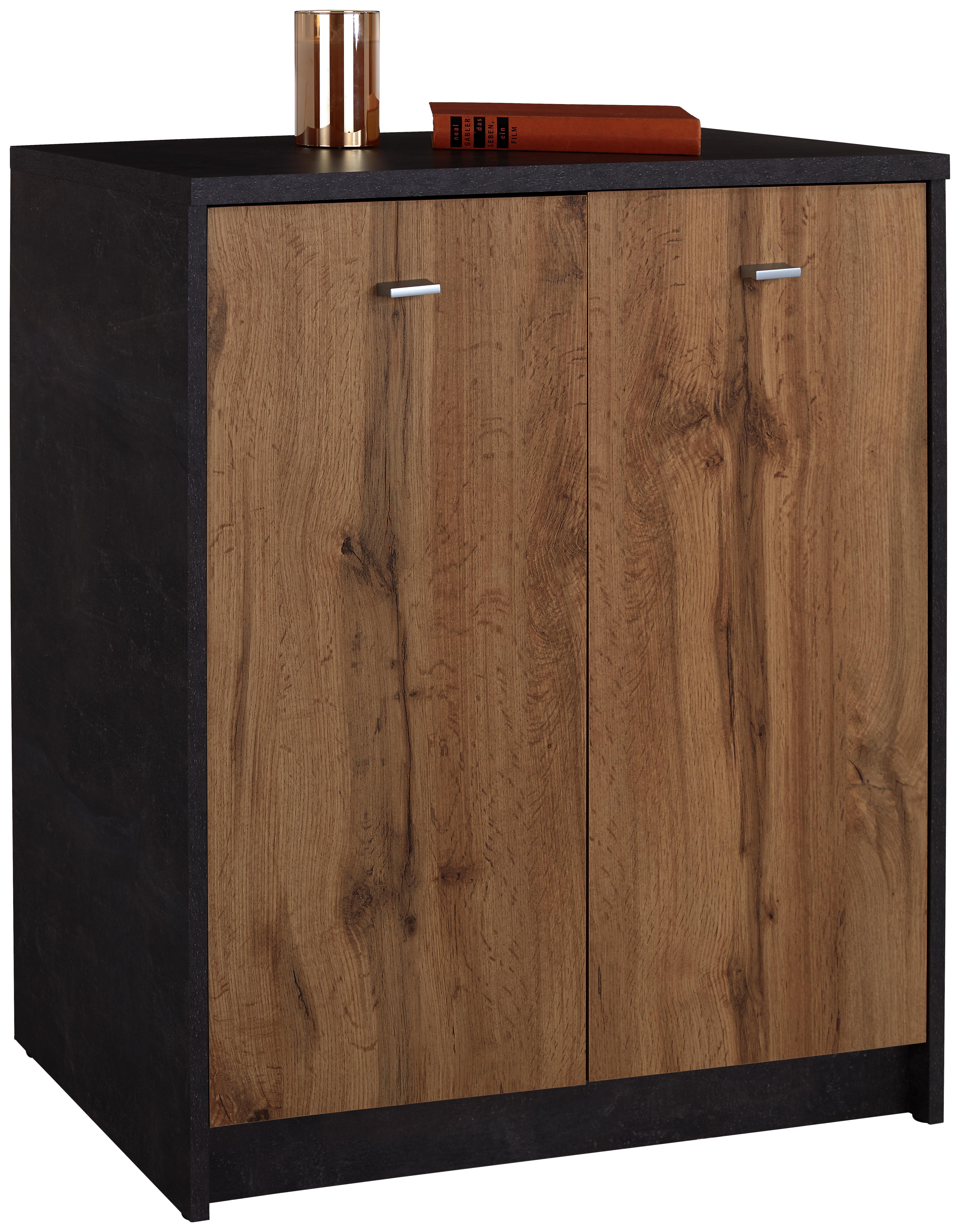 Zweifarbige Kommode mit viel Stauraum entdecken