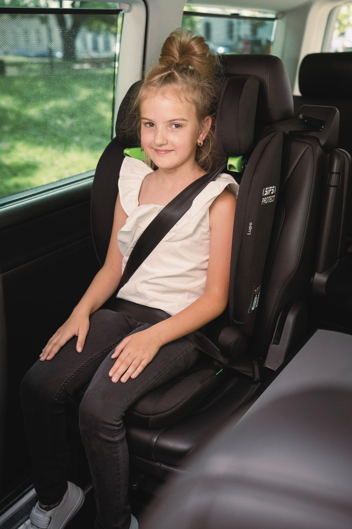 Kinderautositz Lupo I-Size - Schwarz, Basics, Kunststoff/Textil (44/62/48cm) - Osann