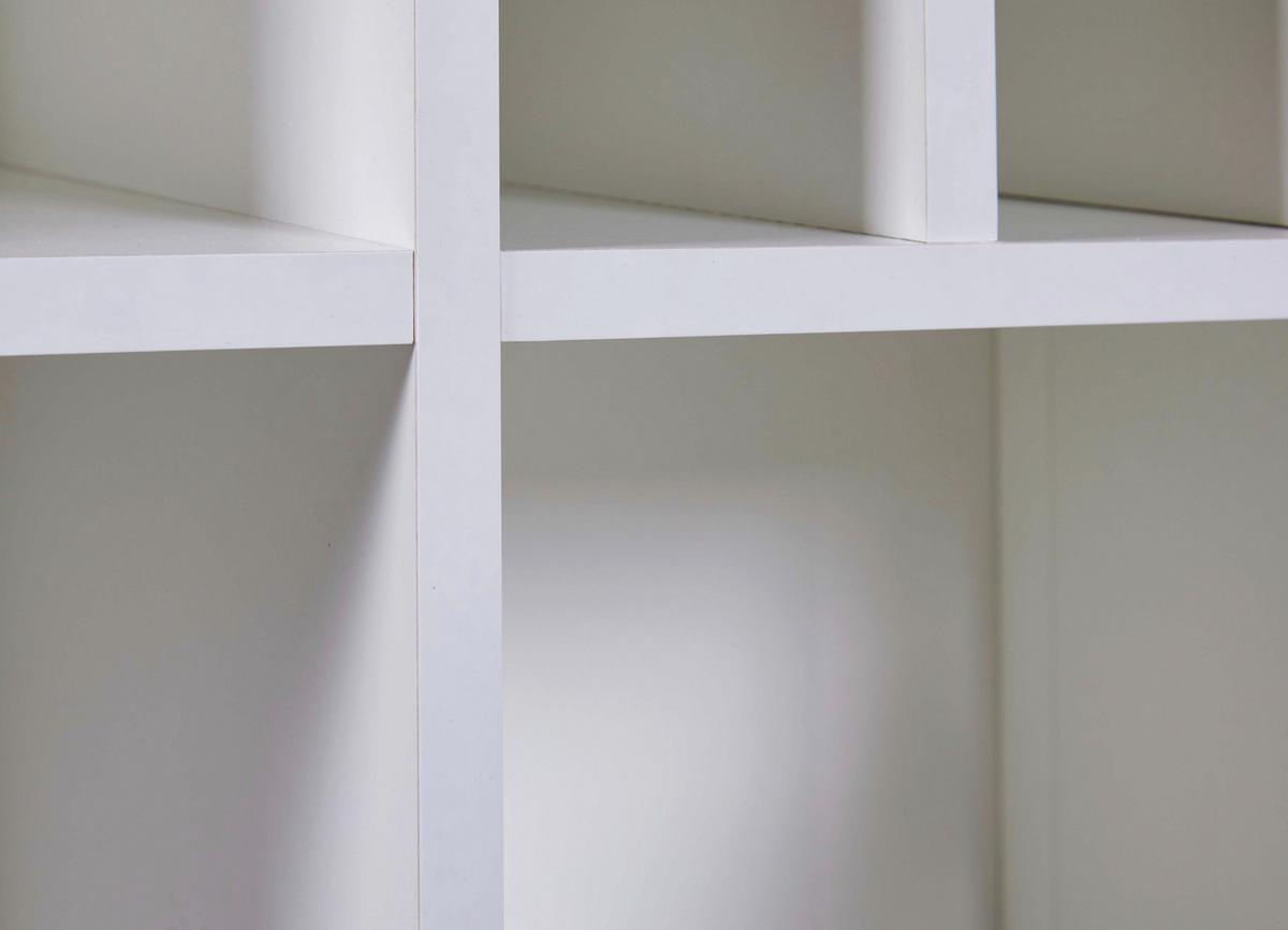 Weinschrank Julina Weiß, Eiche Dekor B: 77cm - Weiß/Eiche Artisan, Design, Holzwerkstoff (77/124/33cm) - Livetastic