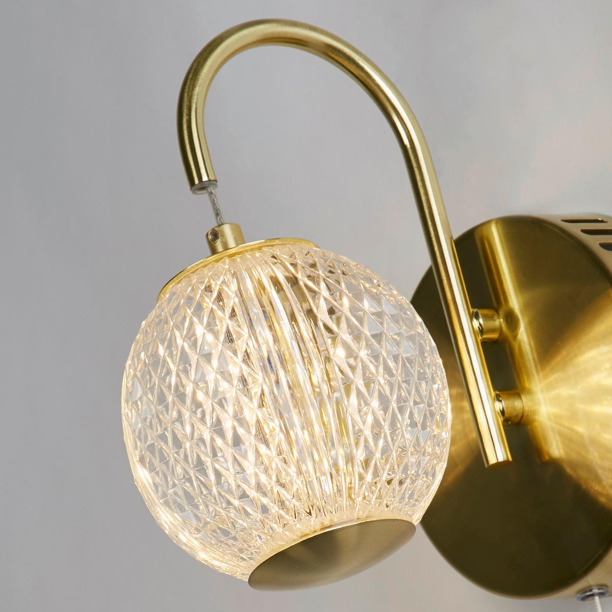 LED-Wandleuchte Allure Transparent Messingfarben - Transparent/Messingfarben, Trend, Kunststoff/Metall (13/21/19cm)