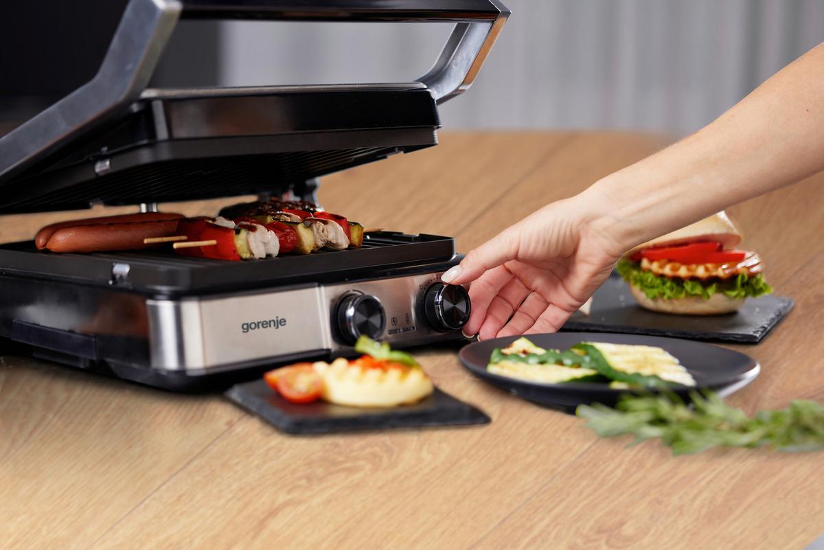 Kontaktgrill 2000w, Bis 230c - Silberfarben/Schwarz, Basics, Kunststoff/Metall (36,4/16,5/33,5cm) - Gorenje