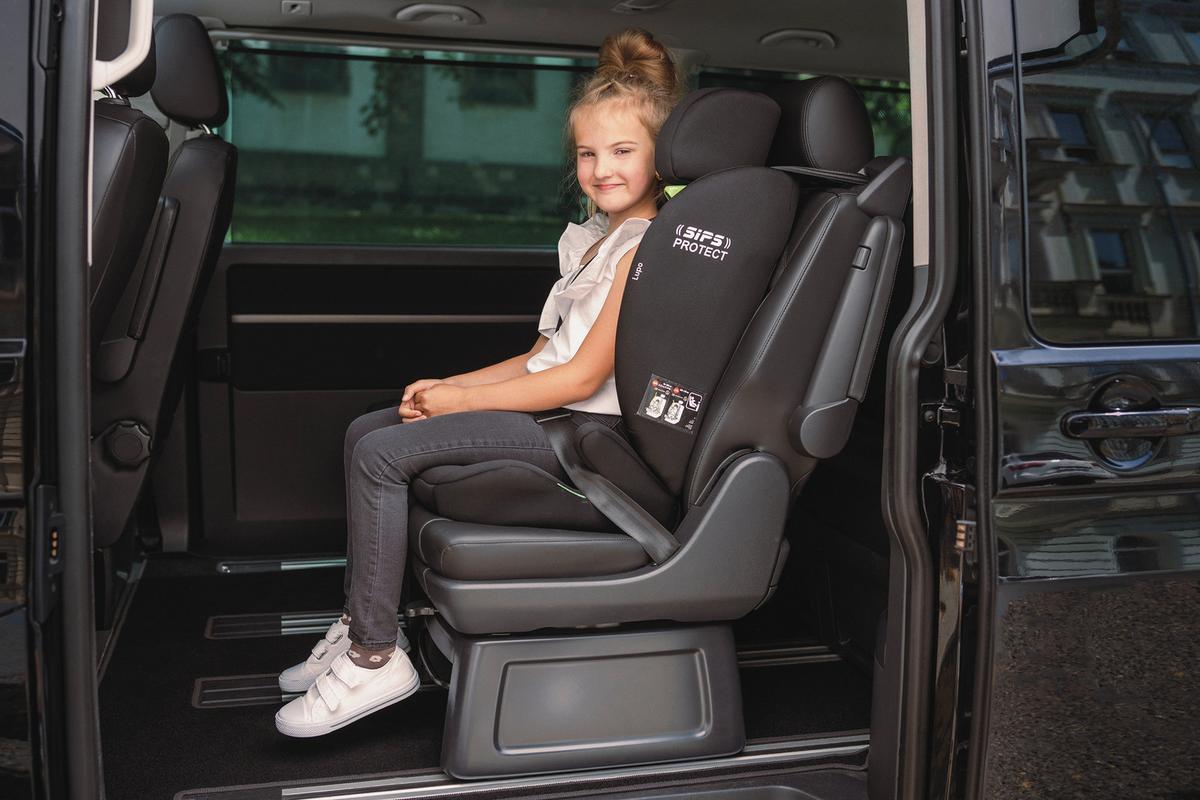 Kinderautositz Lupo I-Size - Schwarz, Basics, Kunststoff/Textil (44/62/48cm) - Osann