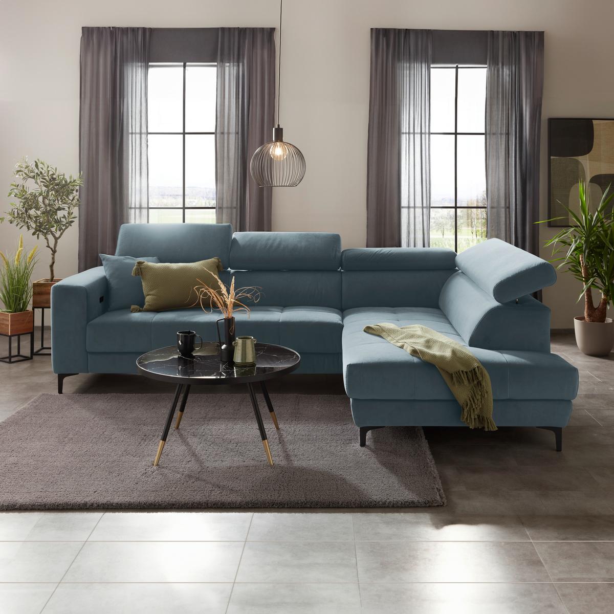 Rohová sedačka EMMA, pravá, sv.modrá,op.hl.,USB,el.výsuv - svetlomodrá/čierna, Modern, textil (301/210cm) - Premium Living