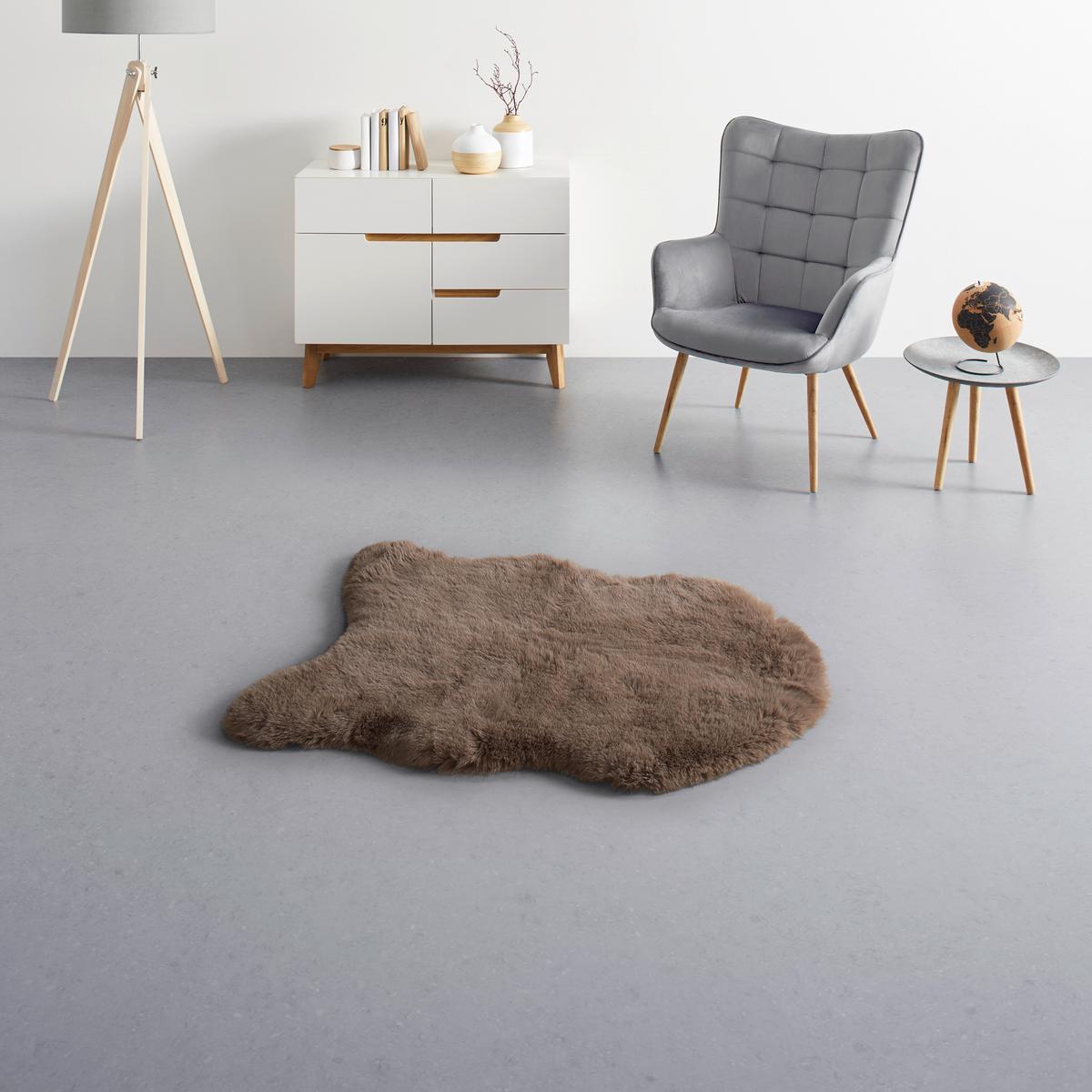 UMĚLÁ KOŽEŠINA BOB - bílá/hnědá, Lifestyle, textil (60/90cm) - Mömax