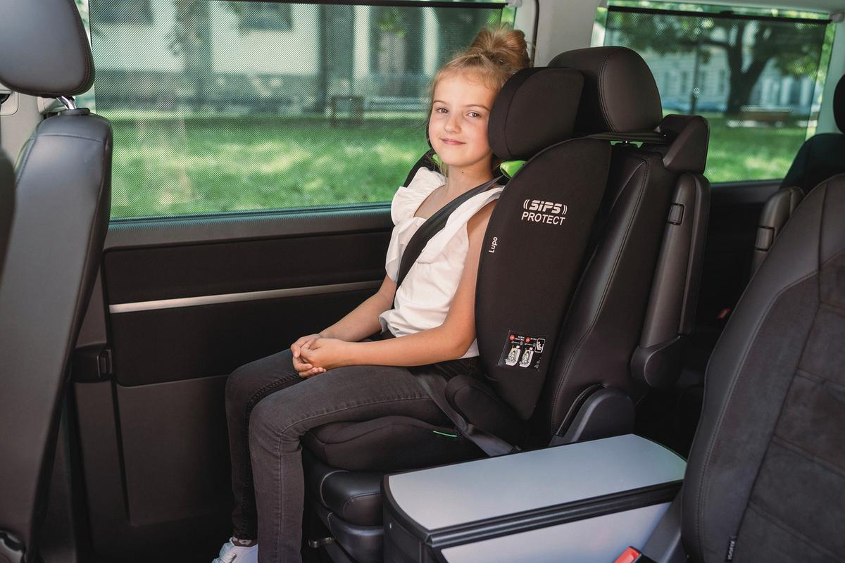 Kinderautositz Lupo I-Size - Schwarz, Basics, Kunststoff/Textil (44/62/48cm) - Osann