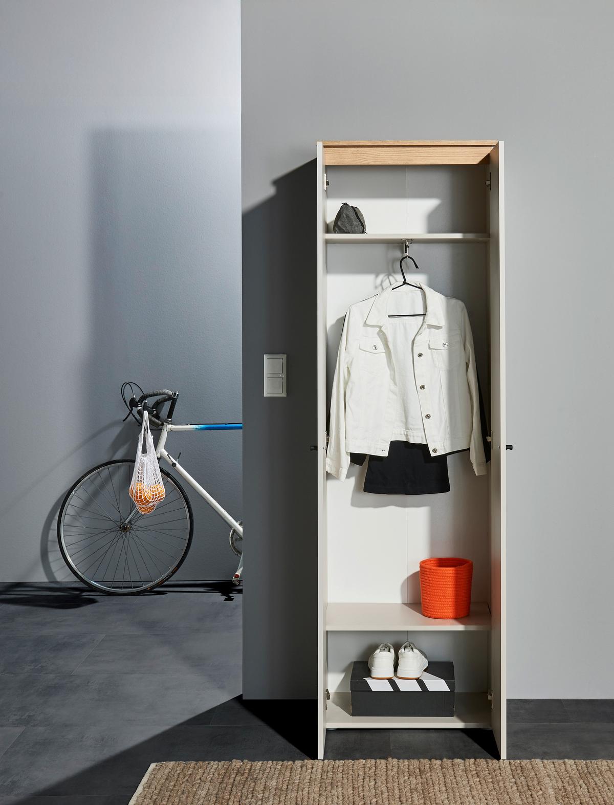 Előszobaszekrény Lime 60/196cm - kasmírszínű/tölgyfa színű, Trend, faalapú anyag (60/196/38cm) - Livetastic