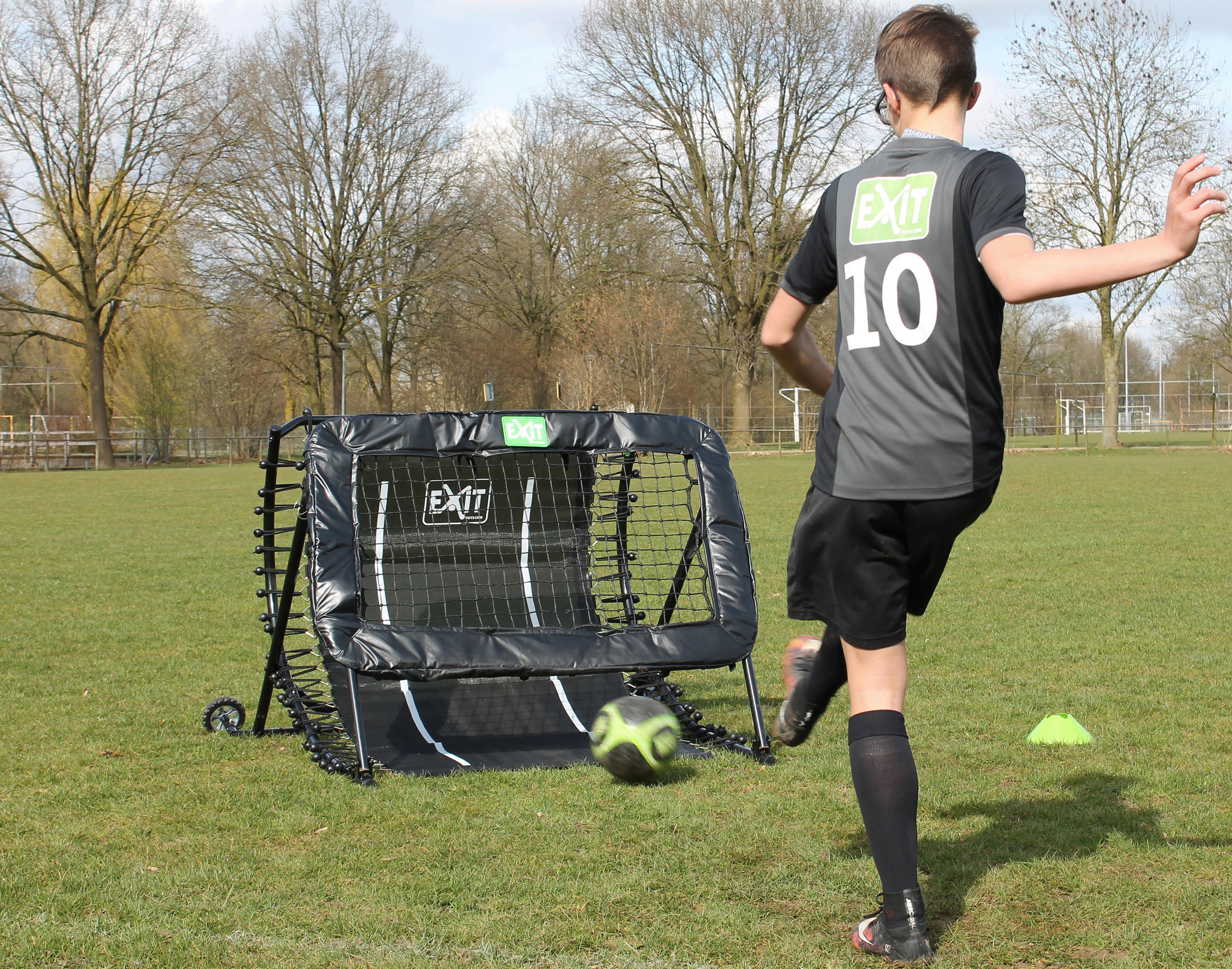 Multi-fitnessgerät Exit Kickback 124x90x105 Cm - Schwarz, KONVENTIONELL, Metall (124/90/105cm) - EXIT Toys