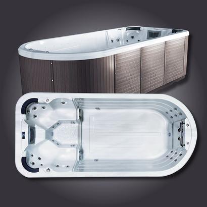 SwimSpa für vier Personen SwimSpa mit Beleuchtung
