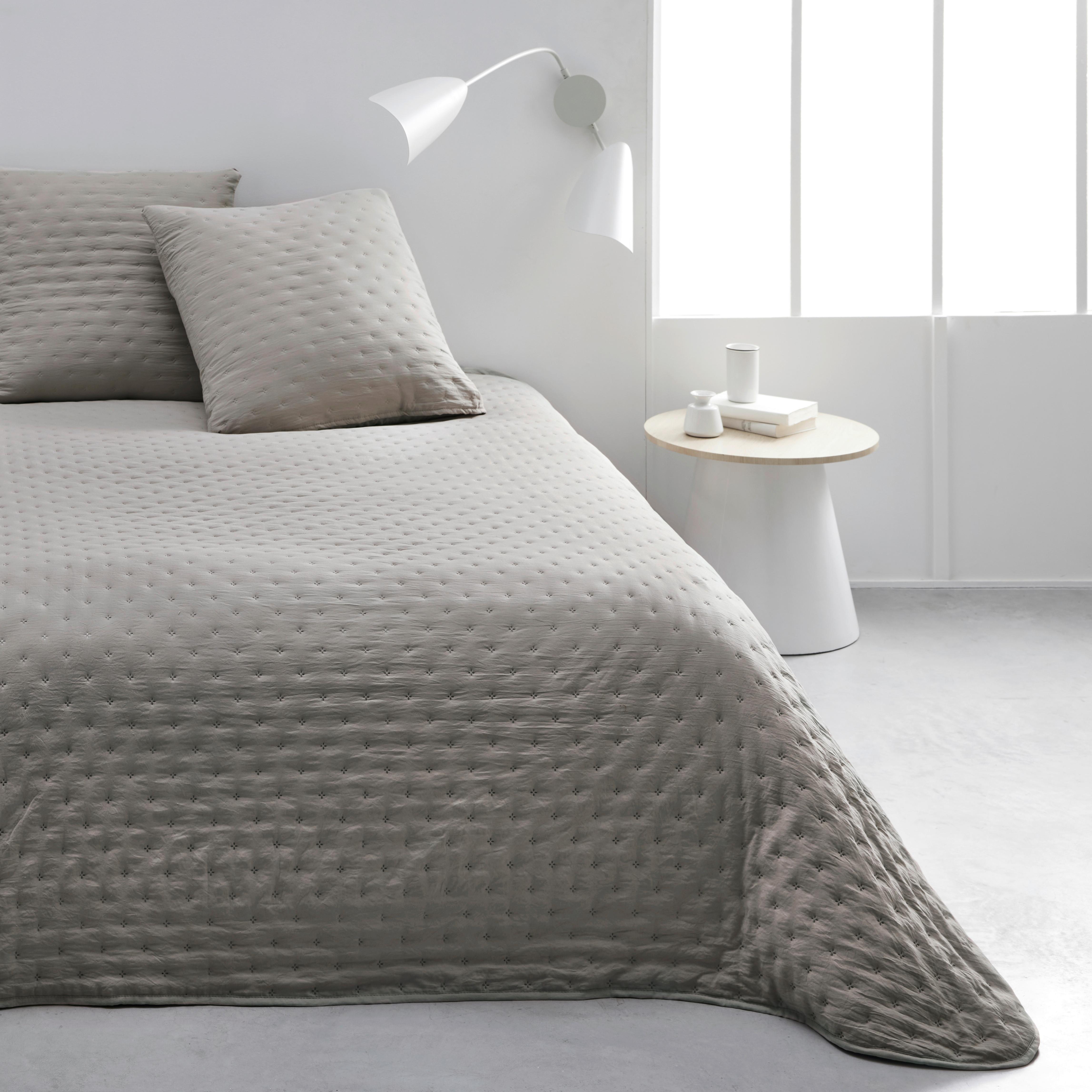 Ágytakaró Szürkésbarna - bézs, textil (220/240cm)