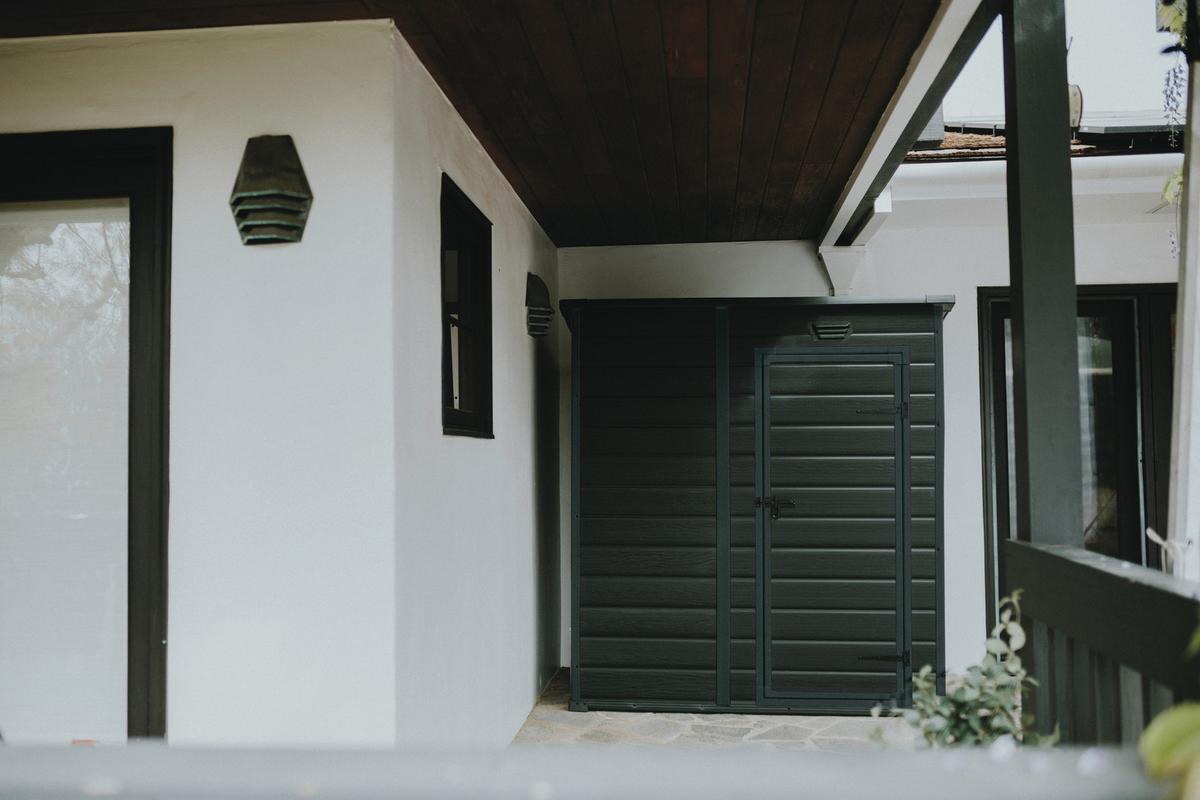 ZÁHRADNÝ DOMČEK ESSENTIAL SHED - tmavosivá, Basics, plast