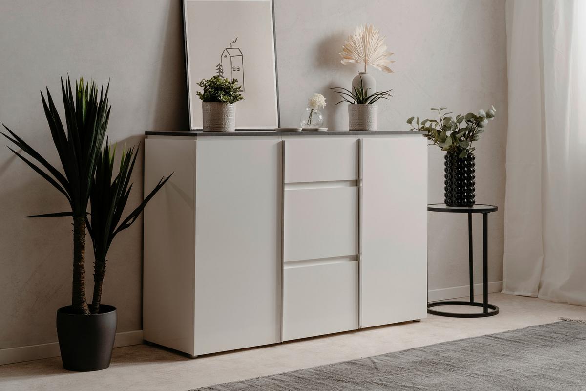 Kommode 133 Cm Brest, Weiß - Weiß Hochglanz/Silberfarben, Design, Holzwerkstoff (133/92/40cm) - Livetastic