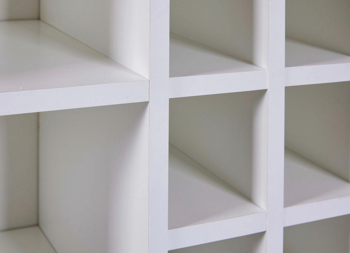 Weinschrank Julina Weiß, Eiche Dekor B: 77cm - Weiß/Eiche Artisan, Design, Holzwerkstoff (77/124/33cm) - Livetastic