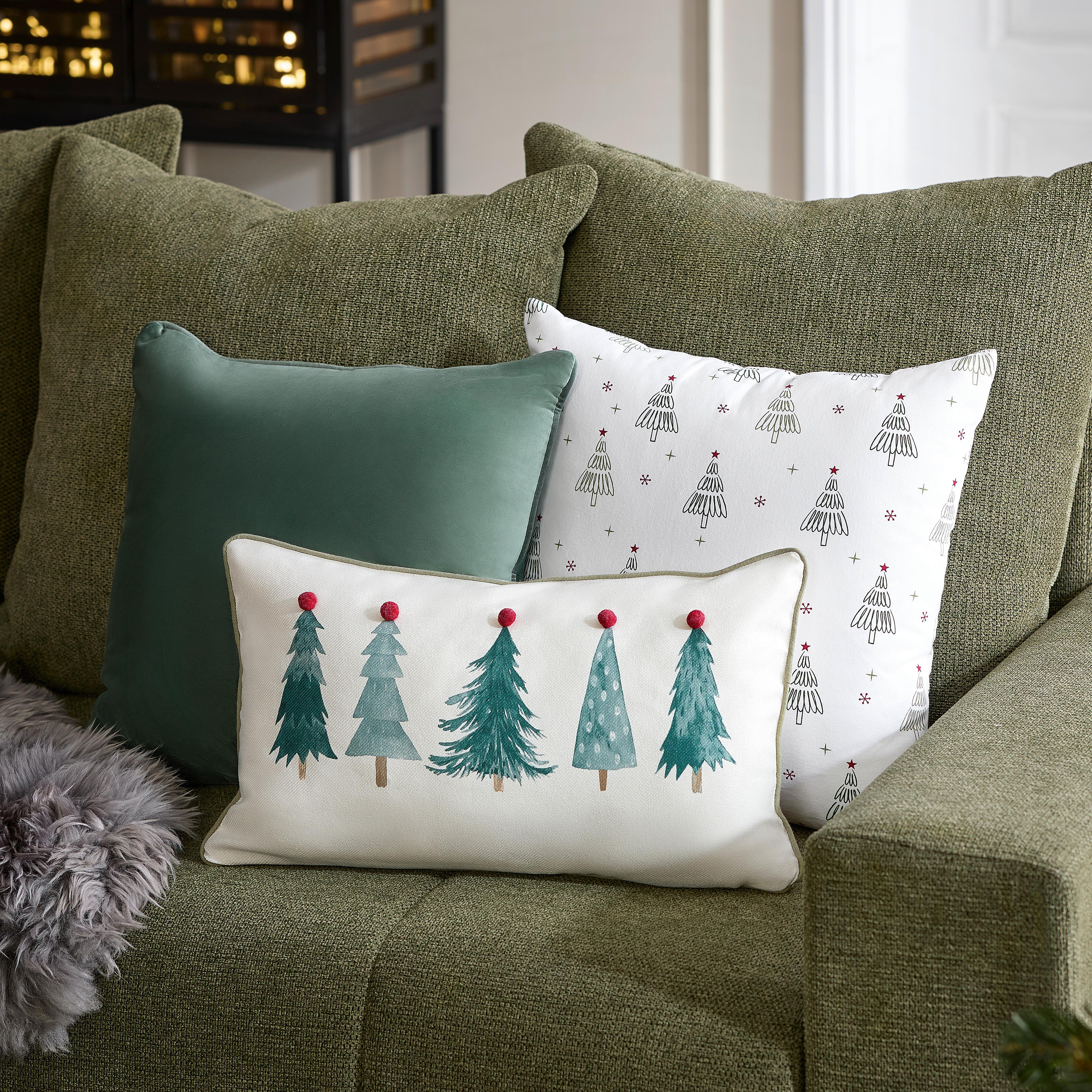 DEKORAČNÝ VANKÚŠ CAROL - biela/zelená, kov/textil (30/50/6cm) - Mömax