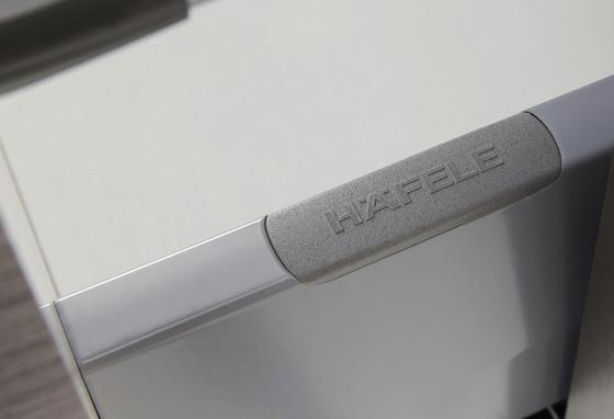 Unterschrank mit Soft-Close-System Unterschrank mit Soft-Close-System