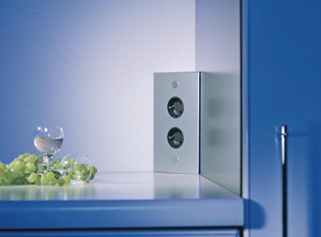 Ecksteckdose Küche Edelstahl 2-Fach Bxh 11,5x20 Cm - Edelstahlfarben, ROMANTIK / LANDHAUS, Metall (11,5/20cm)