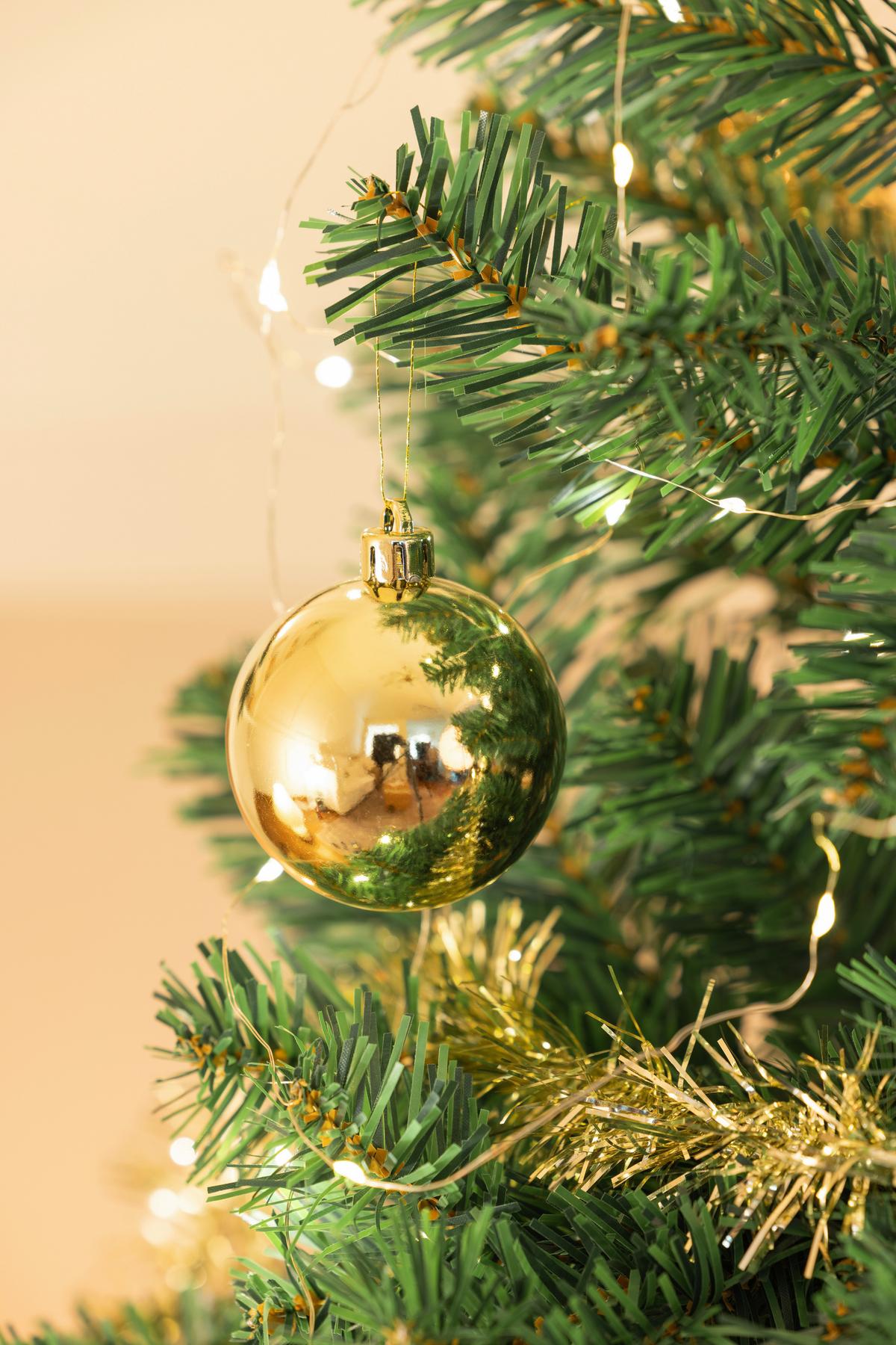 Christbaumkugel-Set Anita - Goldfarben, KONVENTIONELL, Kunststoff - Luca Bessoni