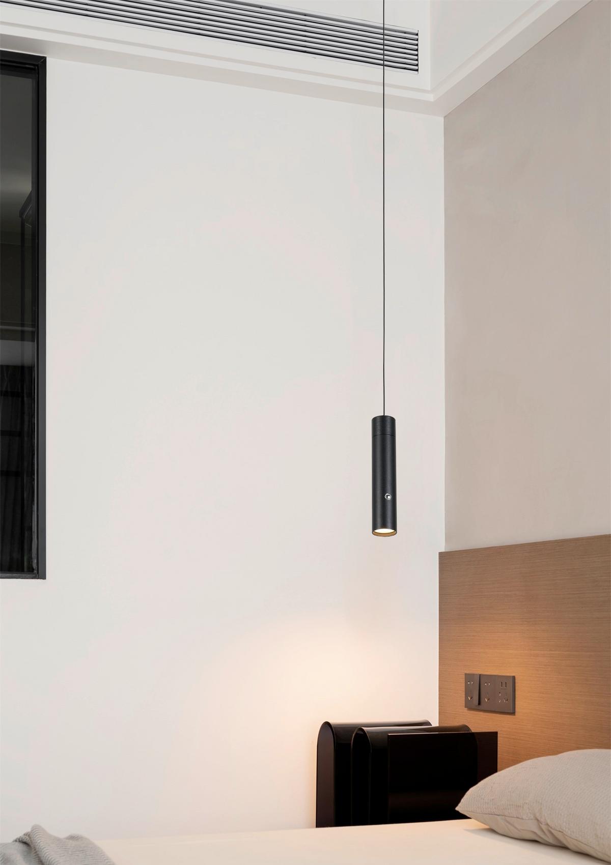 ZÁVĚSNÉ SVÍTIDLO SUSO - černá, Moderní, kov/plast (3,8/3,8/150cm) - Mömax