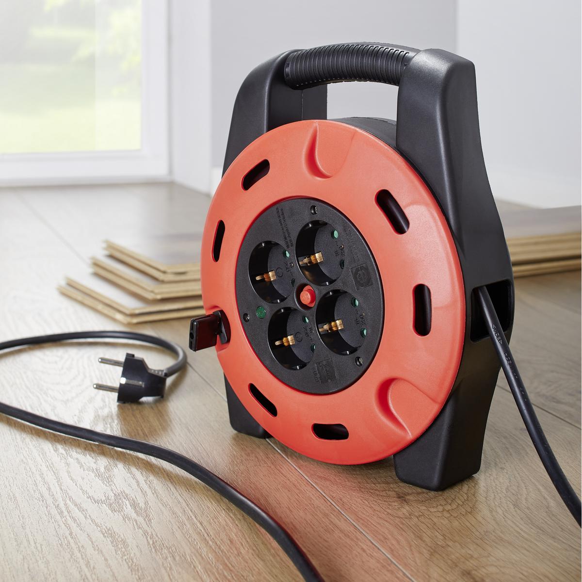 Kabeltrommel Albrik 4 Steckdosen, 10 M Kabel - Rot/Schwarz, KONVENTIONELL, Kunststoff (25/29/7cm) - Homezone