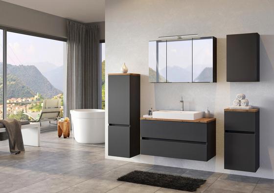 Stilvolle Badeinrichtung in Graphit Stilvolle Badeinrichtung in Graphit