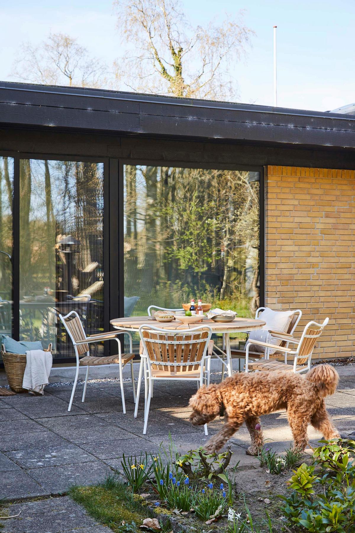 Gartentischgruppe Ellen 6tlg Metall/Holz, Natur/Weiß - Weiß Hochglanz/Teakfarben, Natur, Holz/Metall (180/180/78cm) - Gardenson