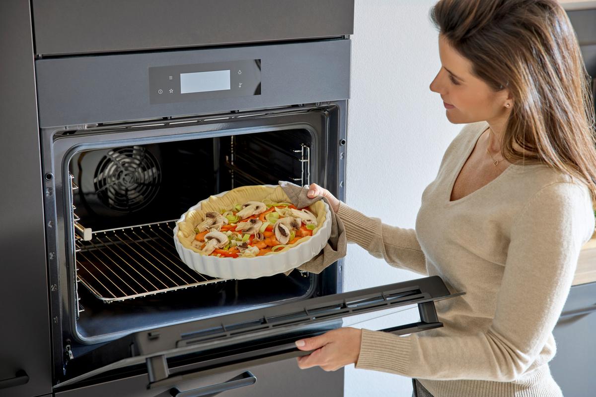 Vstavaná rúra DKB39906MK - čierna, Basics, kov/sklo (59,4/59,4/56,9cm) - Dieter Knoll