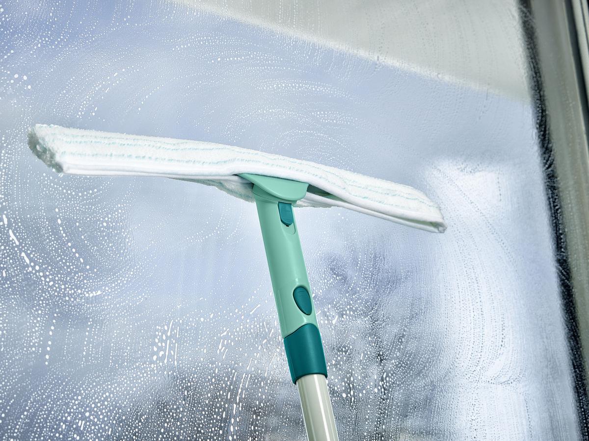 Fensterwischer Window Slider M, B: 28 cm - Türkis, Basics, Kunststoff/Textil (28/18/11,5cm) - Leifheit