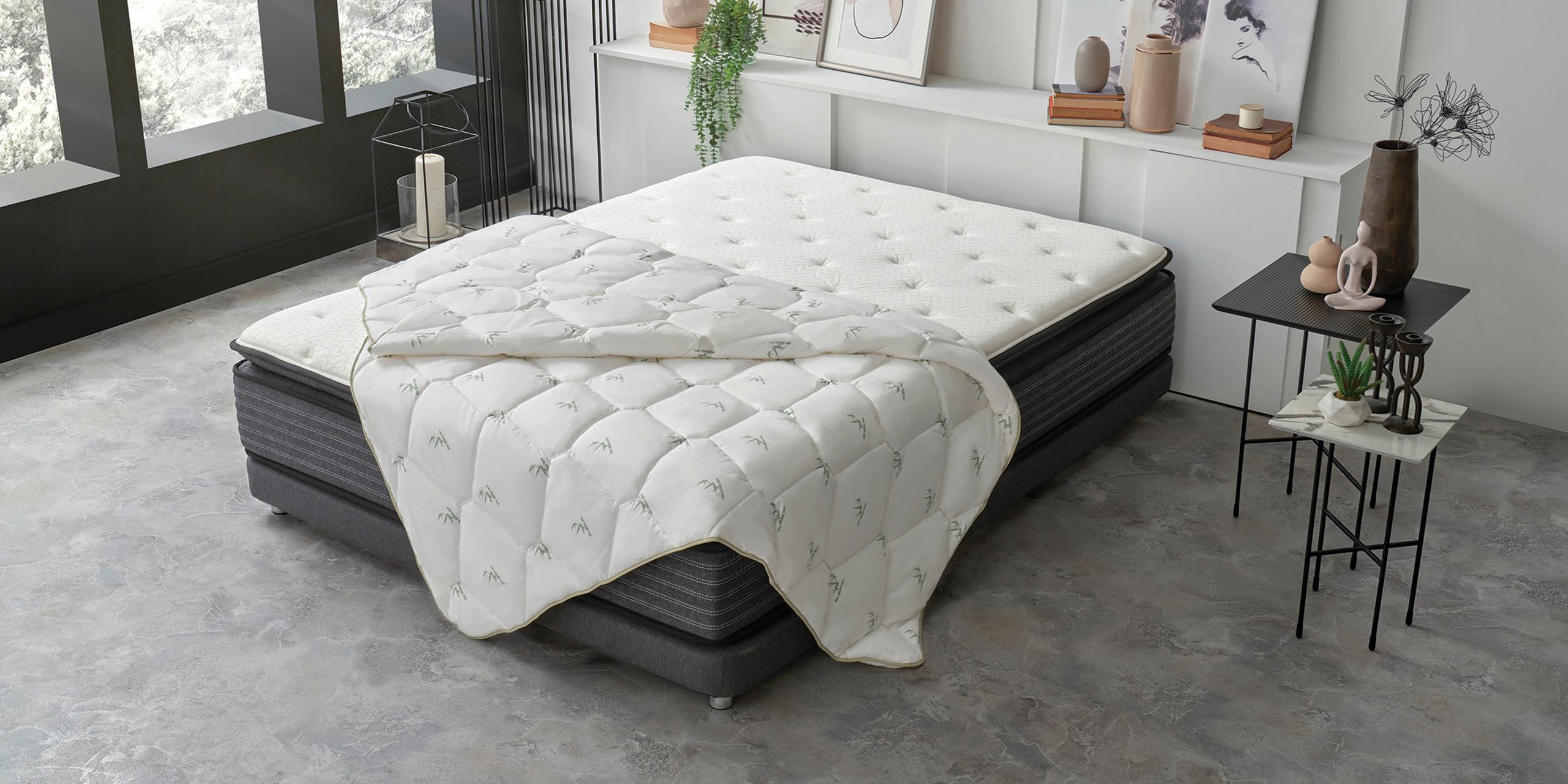 Bettdecke Bamboo Leicht 200x200x3 Cm Atmungsaktiv - Weiß, Basics, Textil (200/200/3cm) - Yatas