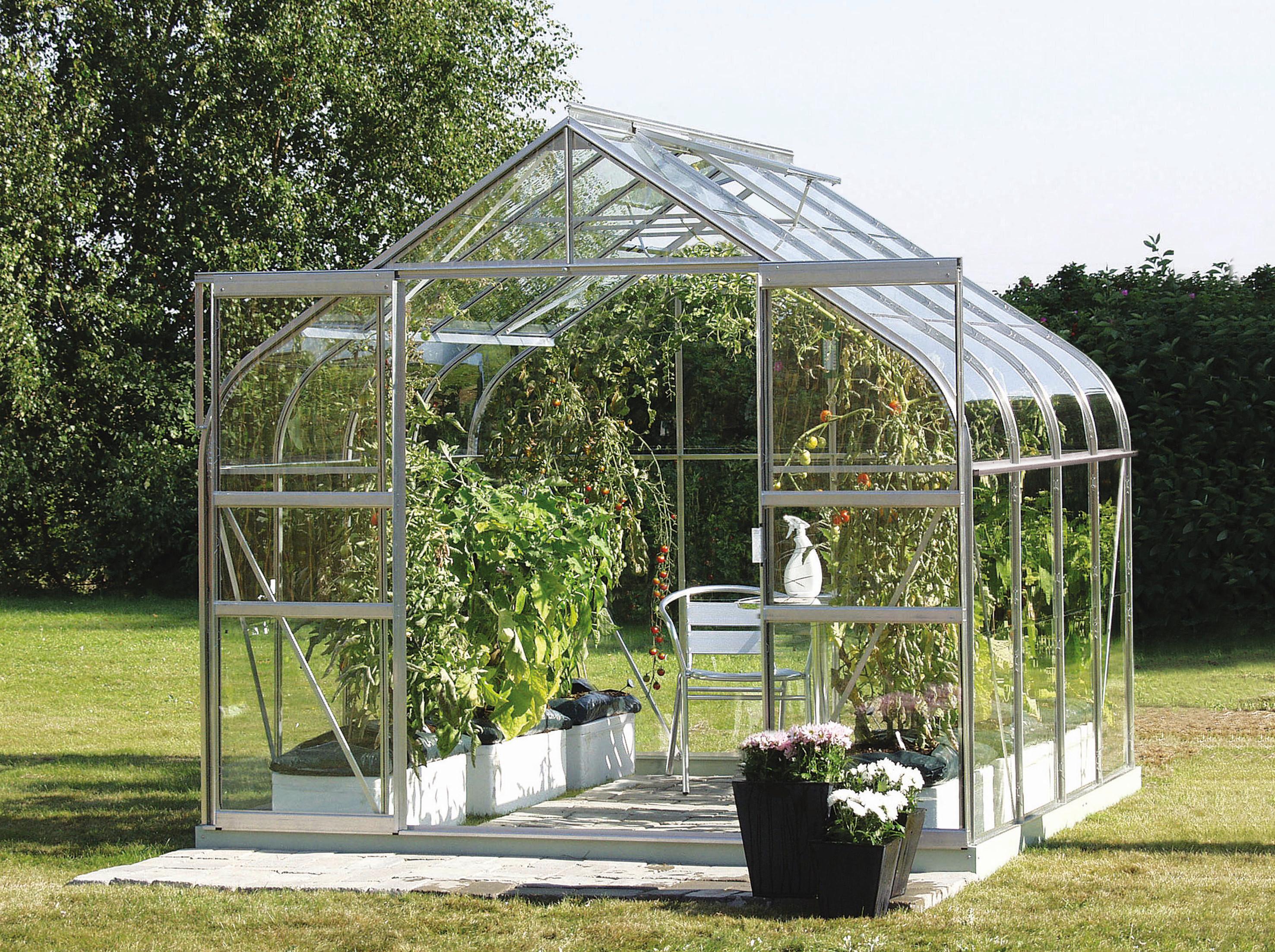 Attraktives Gewächshaus mit Giebeldach und Doppelschiebetür