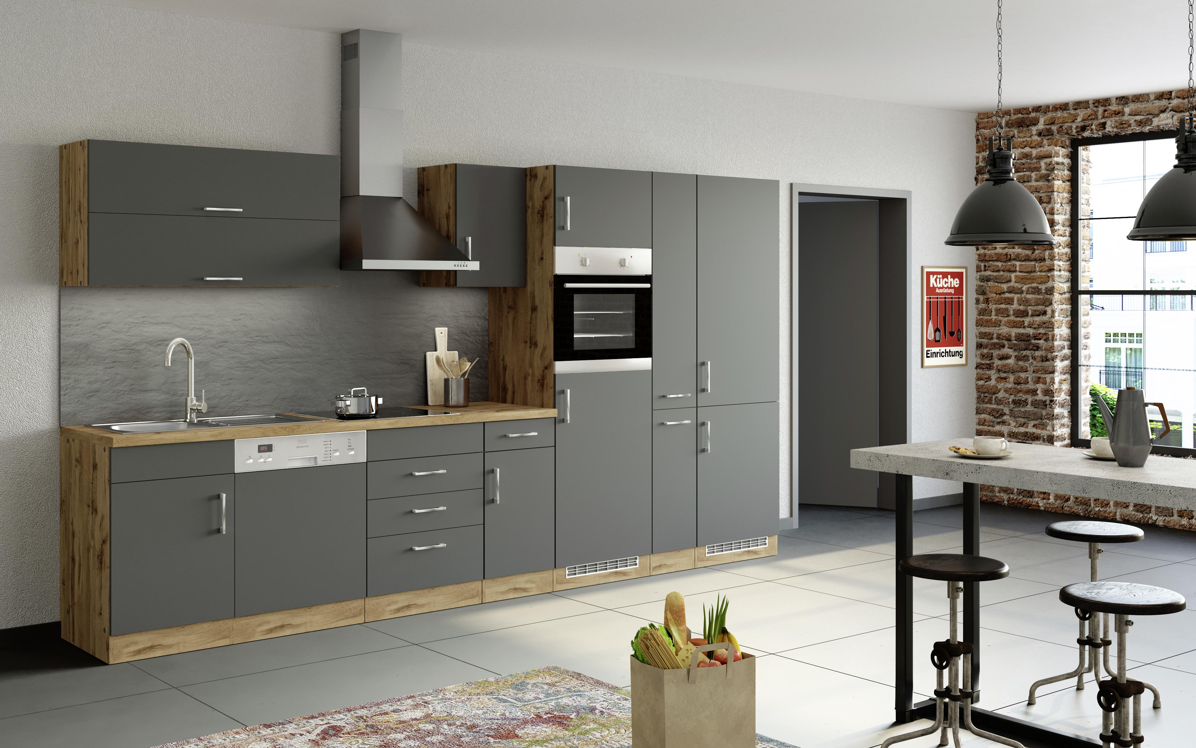 Moderne Küchenzeile mit Spüle und Elektrogeräten