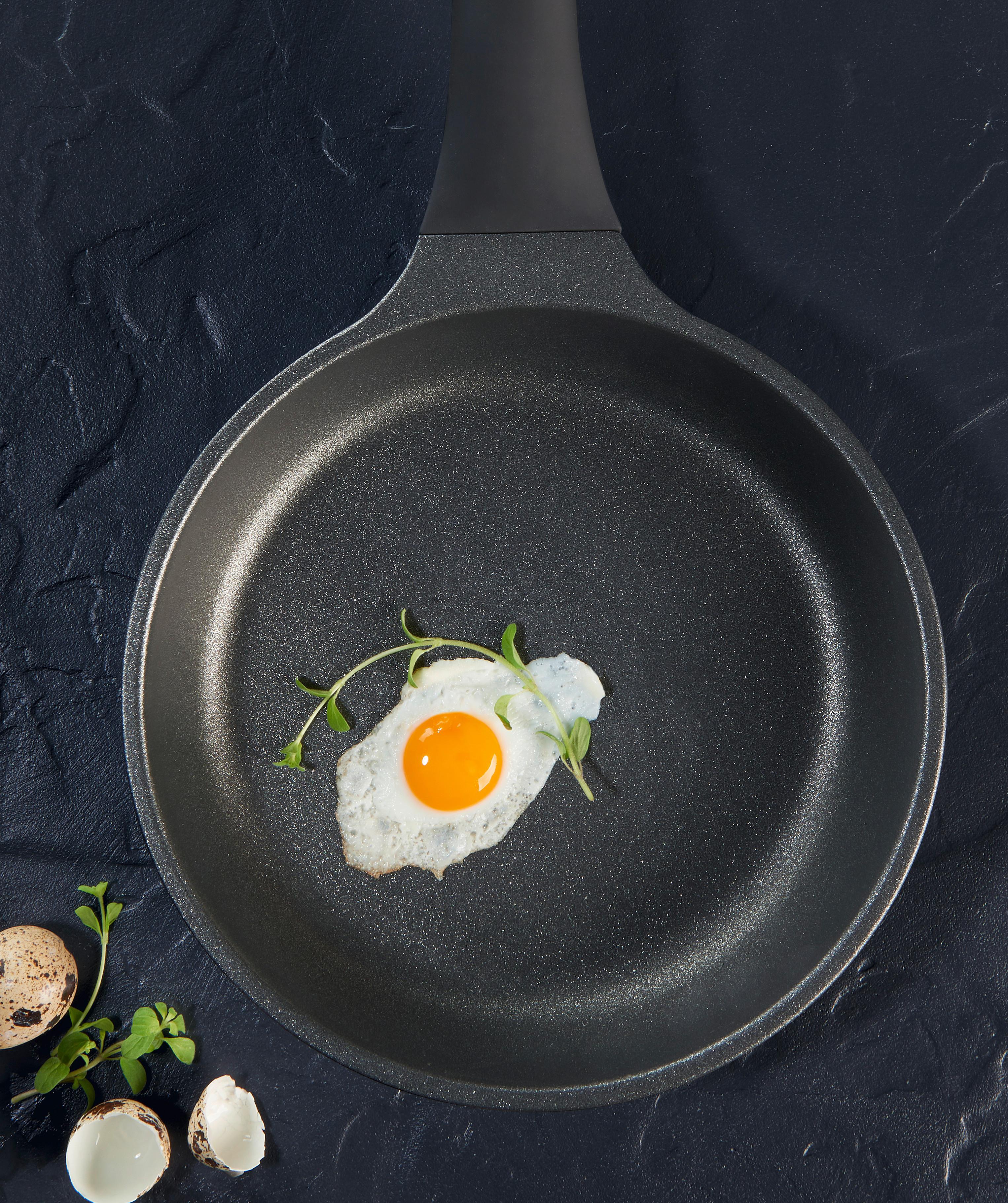 Panvica Black Line, Ø: 20cm - čierna, Konventionell, kov/plast (20/4,5cm) - Gourmesto