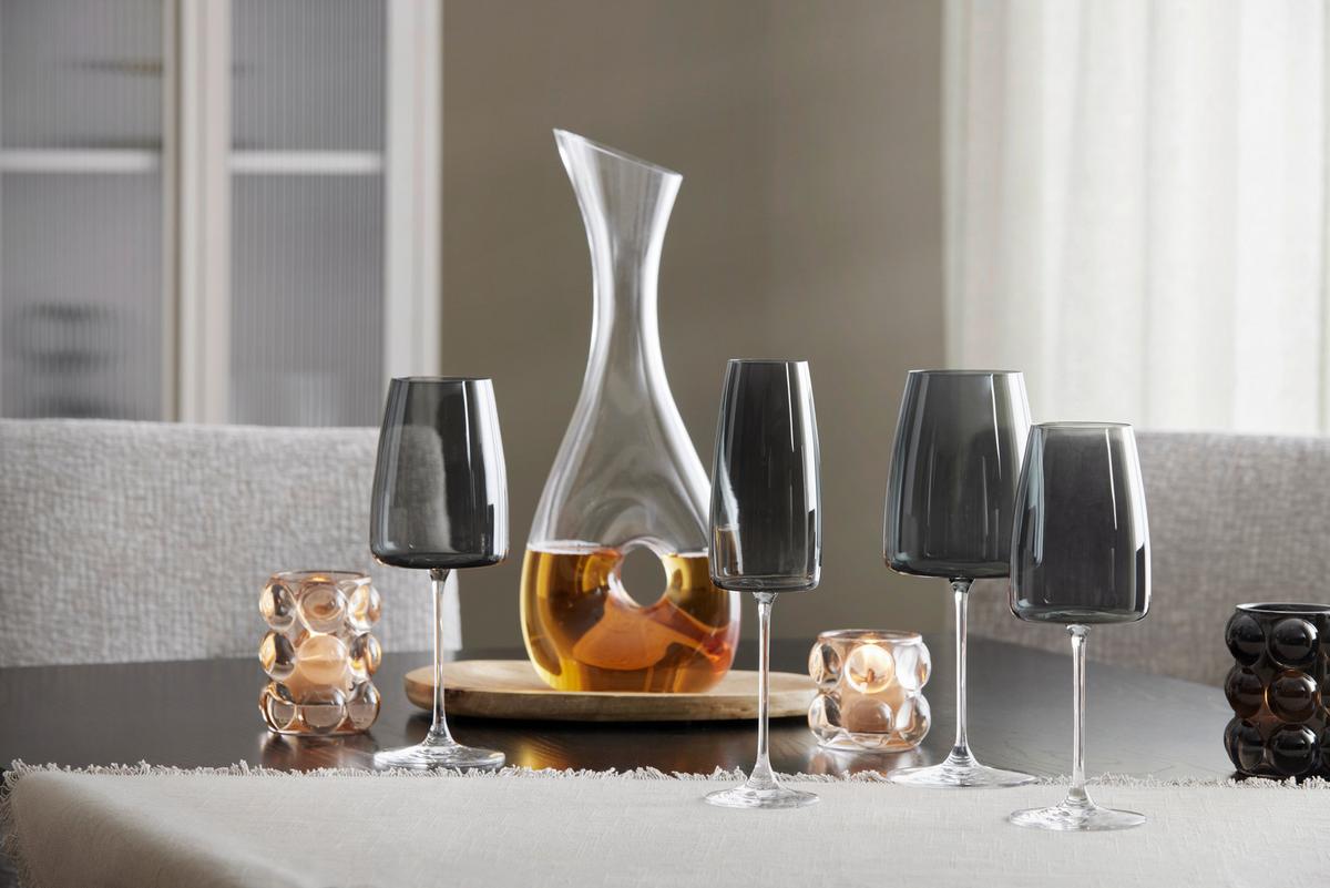 POHÁR NA ČERVENÉ VÍNO NICKI - čierna, Modern, sklo (8,5/23cm) - Gourmesto