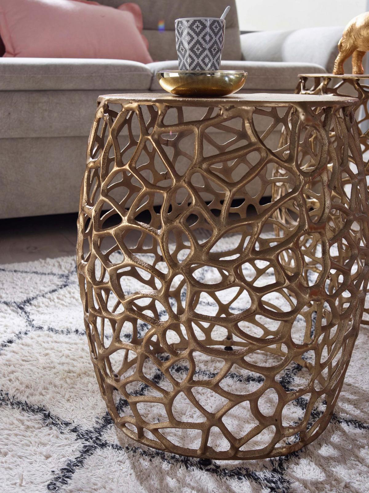 Sada zasouvacích stolků barva zlatá - barvy zlata, Design, kov (46/42cm) - MID.YOU