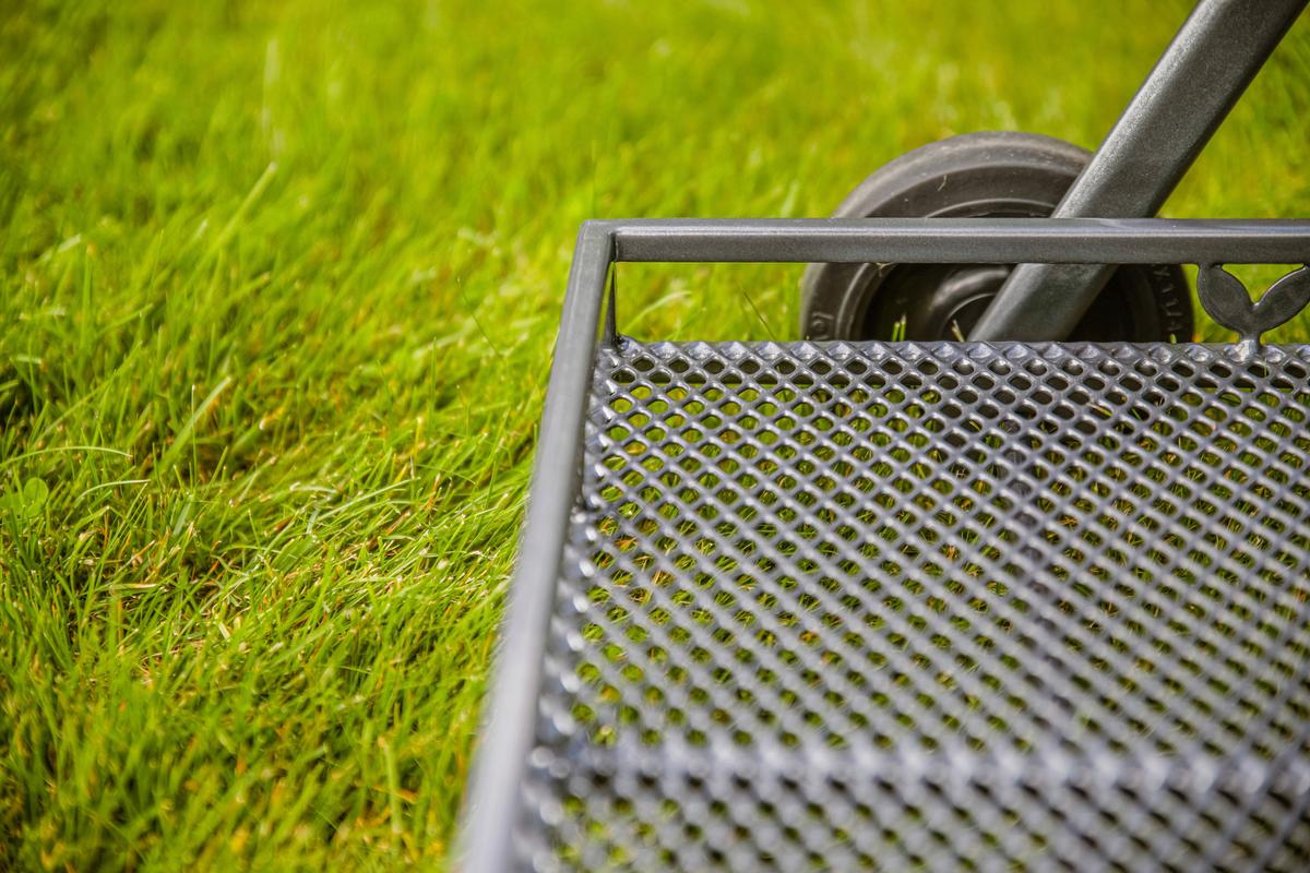 Garten-Servierwagen Toulouse 2 Ablagen Metall Grau B: 69 cm - Grau, Basics, Metall (69/54/87cm) - Gardenson