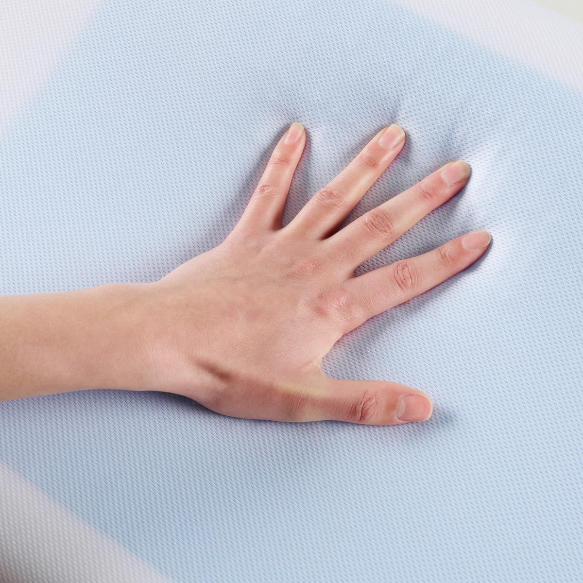 ANATOMICKÝ POLŠTÁŘ GERRY - bílá/modrá, textil (40/60/7cm) - Premium Living