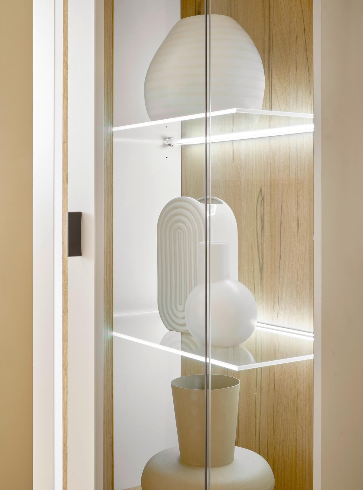 Vitrine Long Island Weiß/Eiche Wotan B: 55 cm - Silberfarben/Eiche Wotan, Design, Glas/Holzwerkstoff (55/200/35cm) - MID.YOU