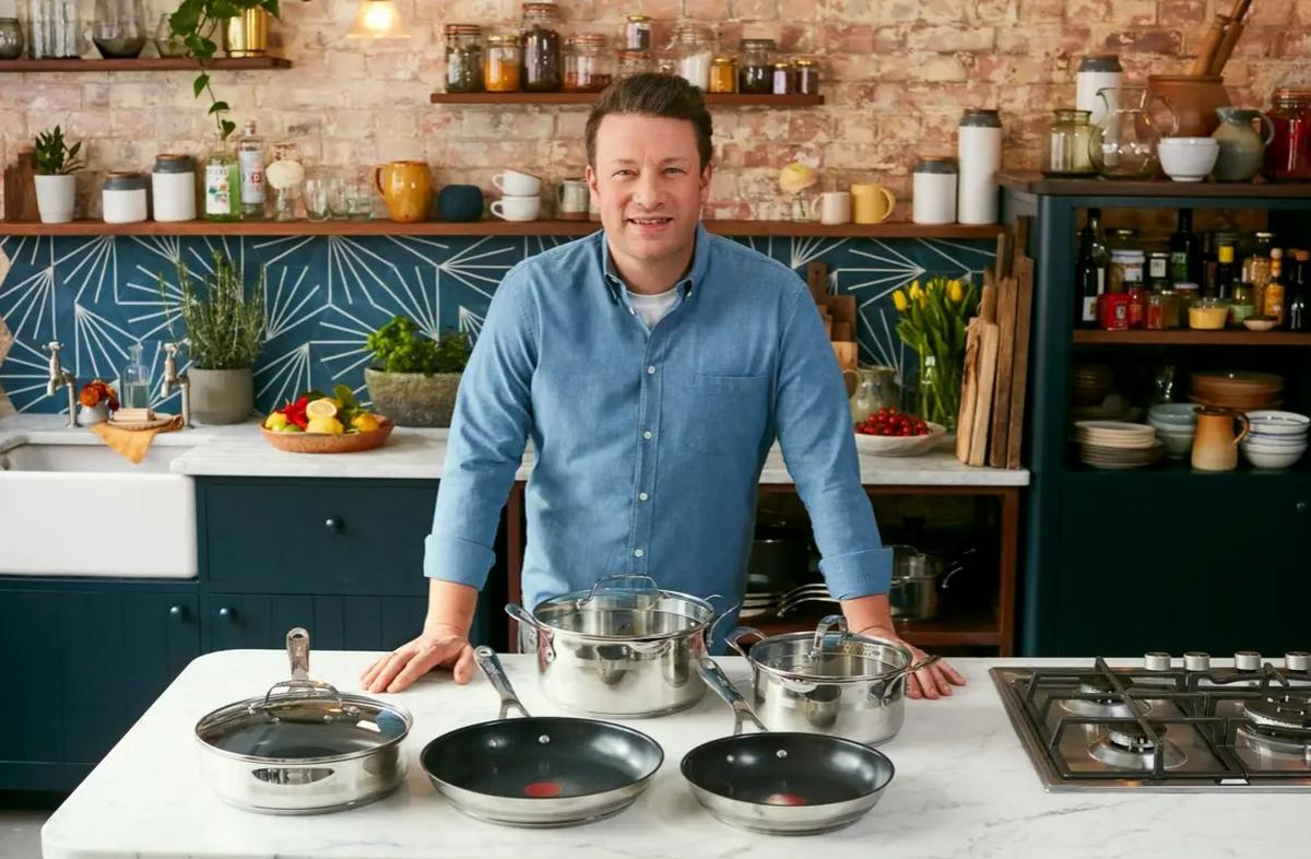 Sada pánví TEFAL JAMIE OLIVER - černá, Konvenční, kov (45,8/27,8/12,3cm)