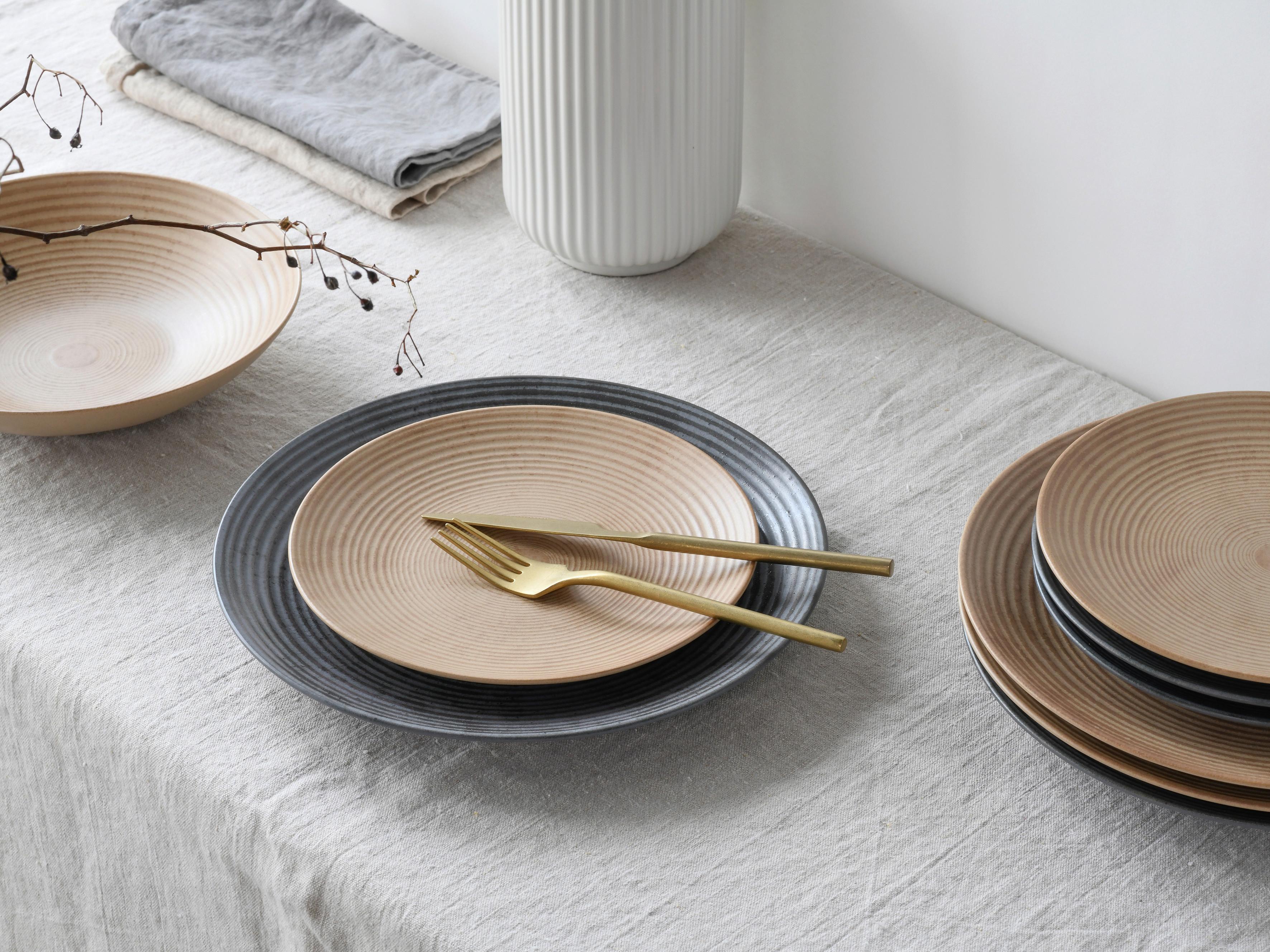 Jídelní souprava 12- dílná - antracitová/pískové barvy, Basics, keramika (34/30/30,5cm) - Creatable
