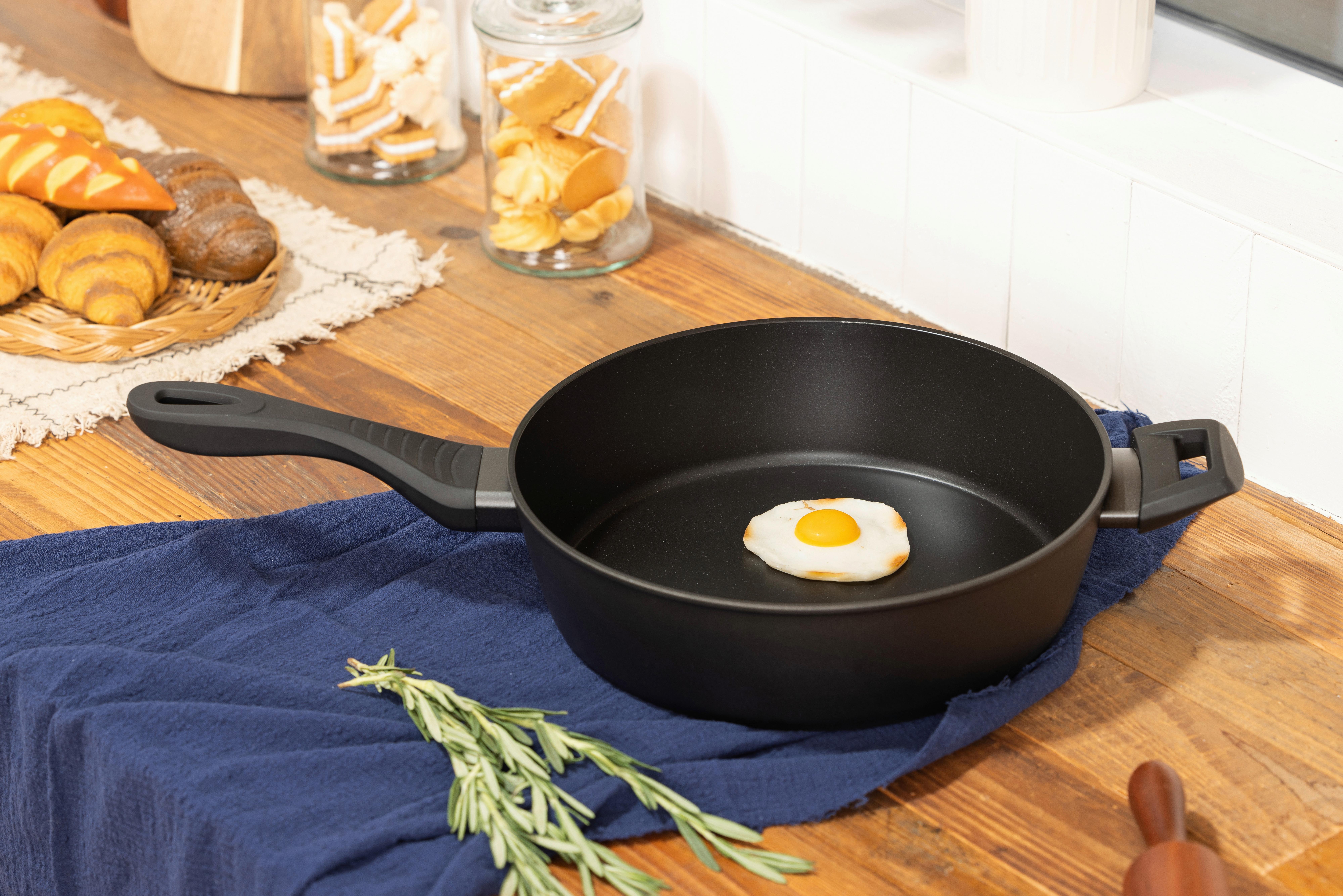 Párolóserpenyő Pablo - fekete, Basics, műanyag/fém (28/8cm) - James Wood