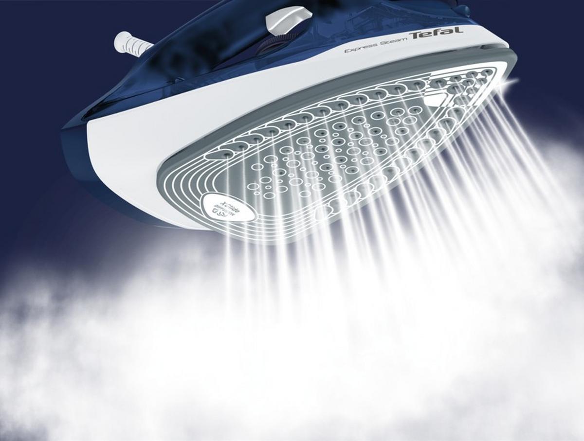 Dampfbügeleisen FV2838 Blau/ Weiß 2400 W Sprayeinrichtung - Blau/Weiß, Basics, Keramik/Kunststoff (30/13/15cm) - Tefal